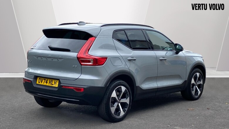 Volvo XC40 2.0 B3P Plus Dark 5dr Auto Petrol Estate